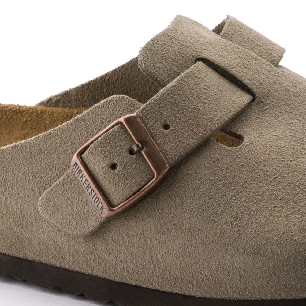 New… fit 8-8.5..Taupe - Picture 2 of 4